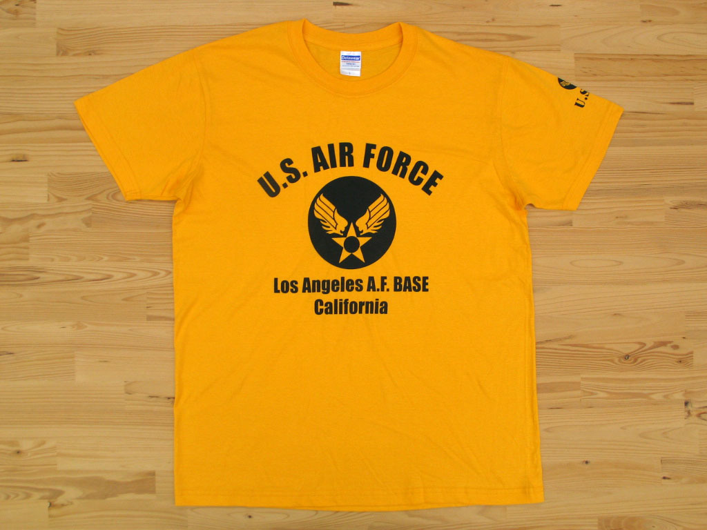 アウトレット処分 U.S. AIR FORCE ゴールド 4.0oz 半袖Tシャツ 黒 L ミリタリー エアフォース 袖プリント仕様_ゴールド（黒色プリント）