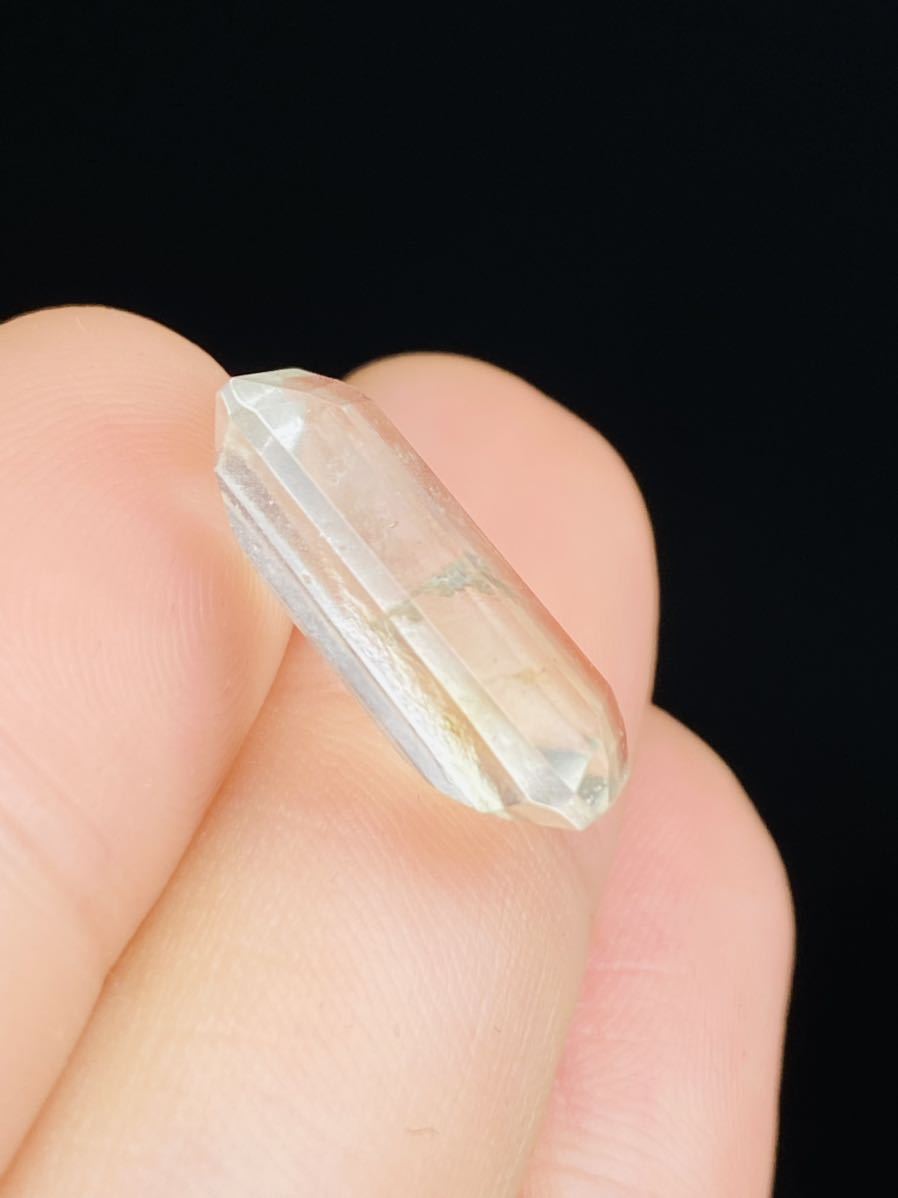 リビアングラス・ダイヤモンド型☆高品質 メテオライト 隕石 天然ガラス-