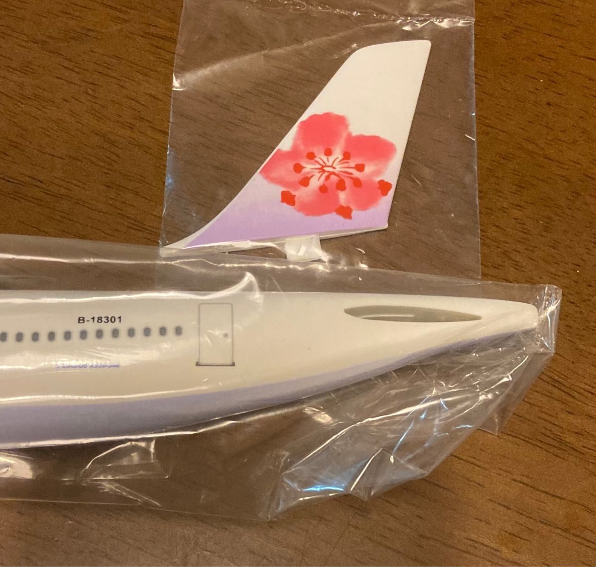 1/200飛行機模型 A330-300 CHINA AIRLINES 成田-高雄就航記念 