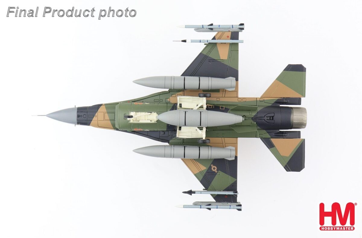 未開封 F-16C 第18アグレッサー飛行隊 BDUスプリンター グリーン 未開封 F-16C 第18アグレッサー飛行隊 BDUスプリンター グリーン