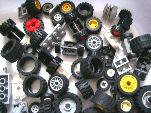 LEGO 大量 パーツ 部品 タイヤ ゴム ホイール 車輪 車軸 黒 白 黄 灰