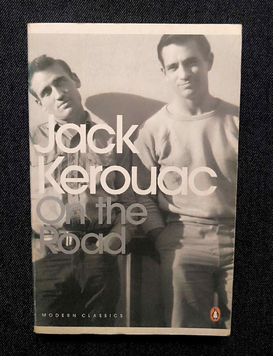  foreign book Jack *keruak. on Jack Kerouac On The Road on * The * load Neal *kyasati/ beet nik penguin books 