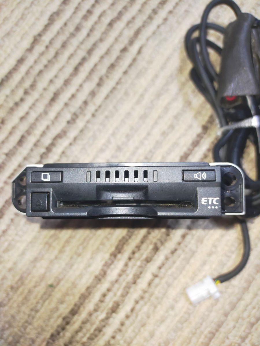 トヨタ 純正 ビルトイン ETC車載器 ナビ連動・ボイスタイプ トヨタ 純正 ビルトイン ETC車載器 ナビ連動・ボイスタイプ