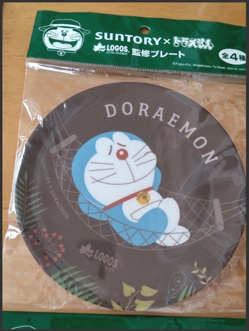 Doraemon . plate Suntory collaboration LOGOS.. plate 