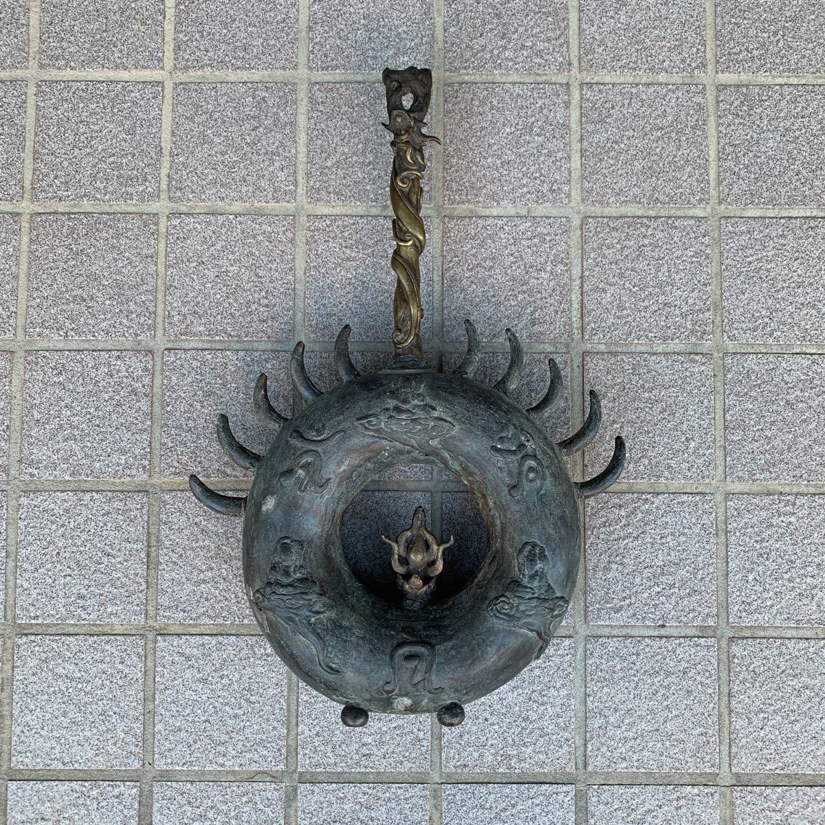 仏像　仏具　梵字　古銅器　唐金　高さ約44cm 三足　江戸期