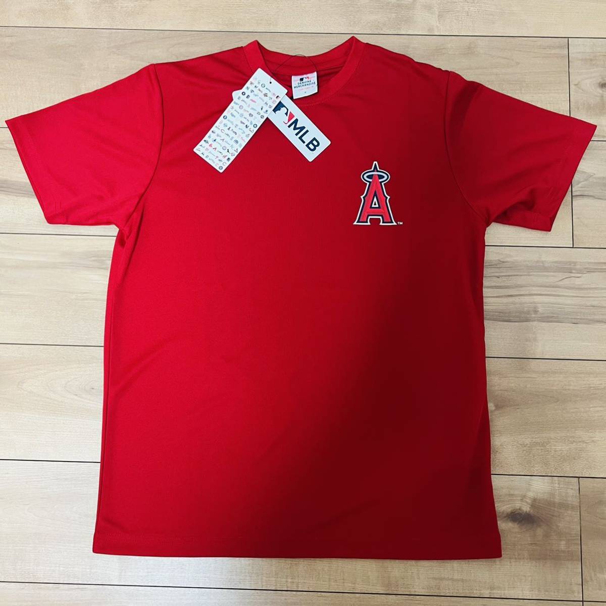 ☆ 送料無料 ☆ 新品 即決 MLB ロサンゼルス・エンゼルス 吸水速乾 半袖Tシャツ Mサイズ ☆ 大谷翔平 応援グッズ エンジェルス メジャー_画像1