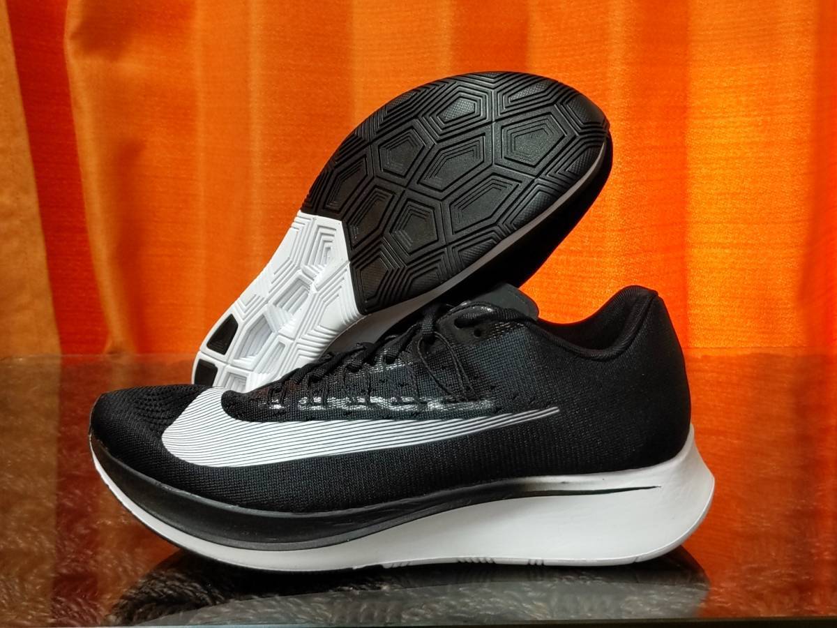 残少 23.5cm ナイキ ズームフライ @16500円 検 本格 ハイテク ランニング シューズ スウッシュ ZOOM FLY キプチョゲ 黒/白/ブラック US6.5