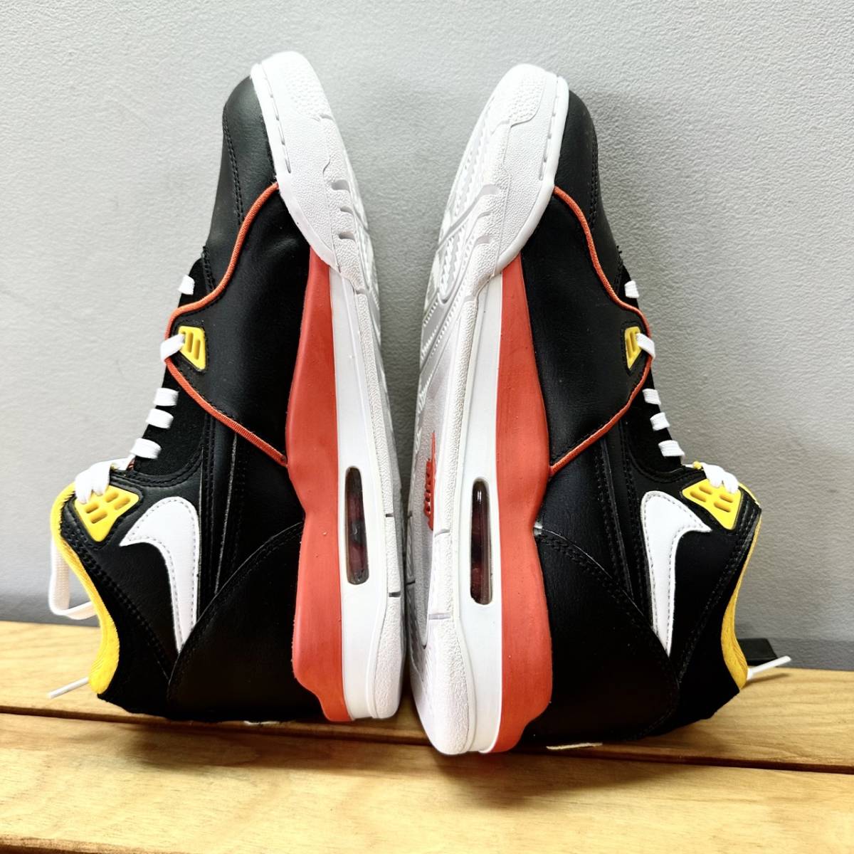 極美品 NIKE AIR FLIGHT 89 ナイキ エアフライト89 レイガンス ブラック/ホワイト-オレンジ スニーカー 26cm  DD1171-001