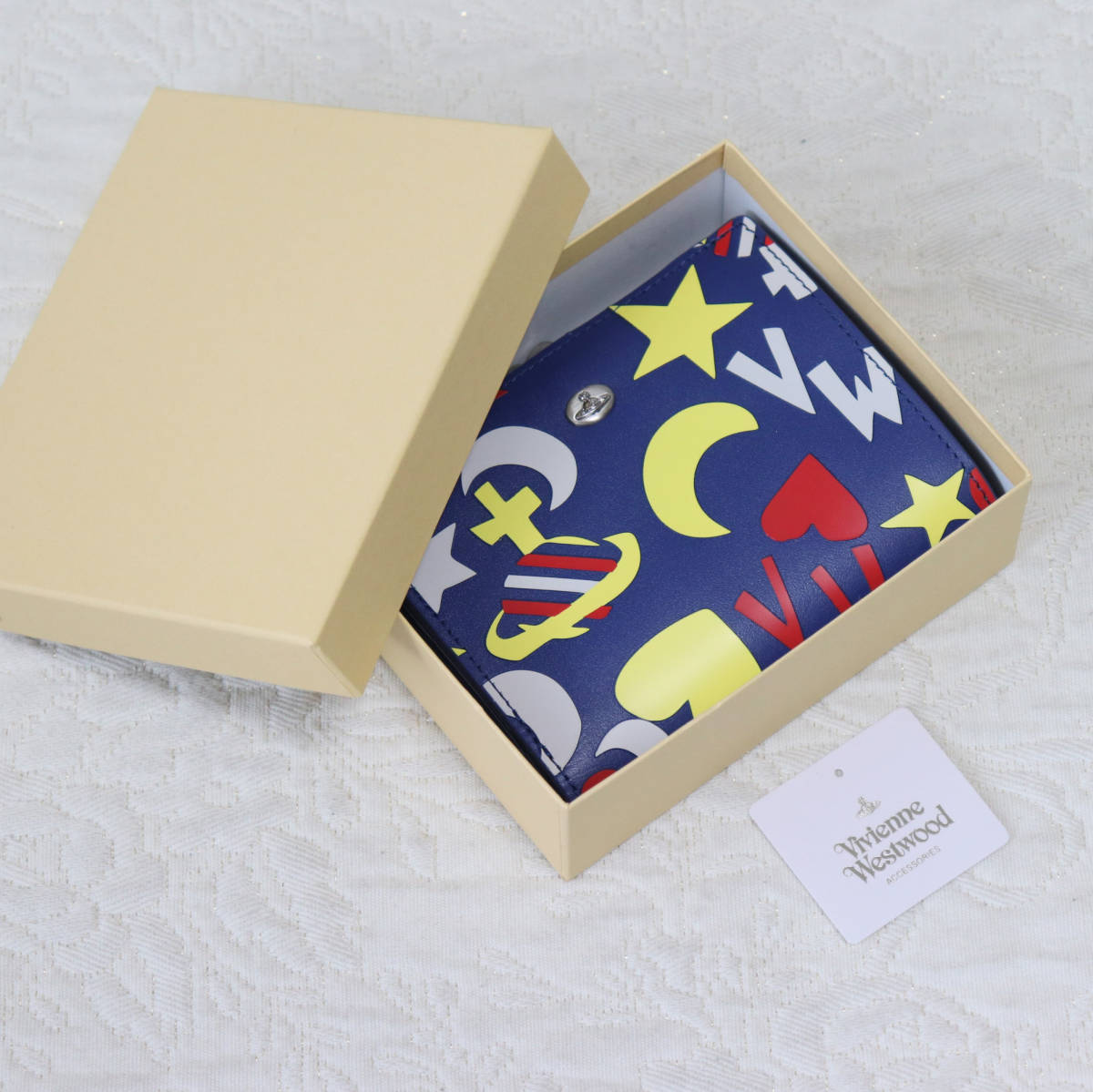 送料無料/新品】 口金 MOON HEART 新品タグ箱付き【ヴィヴィアン