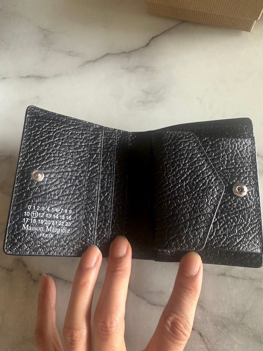 新品　Maison Margiela メゾンマルジェラ　財布二つ折　男女兼用