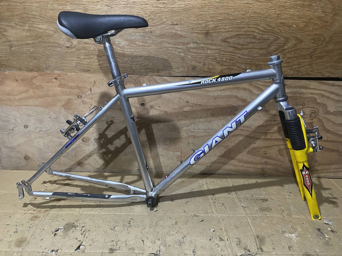 GIANT ROCK4800 26型 アルミ 21速 360mm MTB Yahoo!オークション - GIANT ROCK 4800 26インチ MTB TT凹み有り