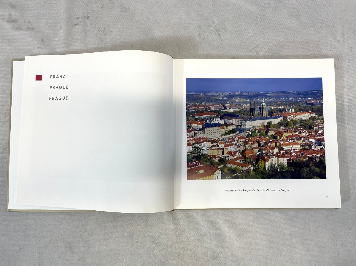 TS4897_Ts* model R exhibition goods * foreign book * scenery photoalbum *PRAGUE*W245 H227 D15*