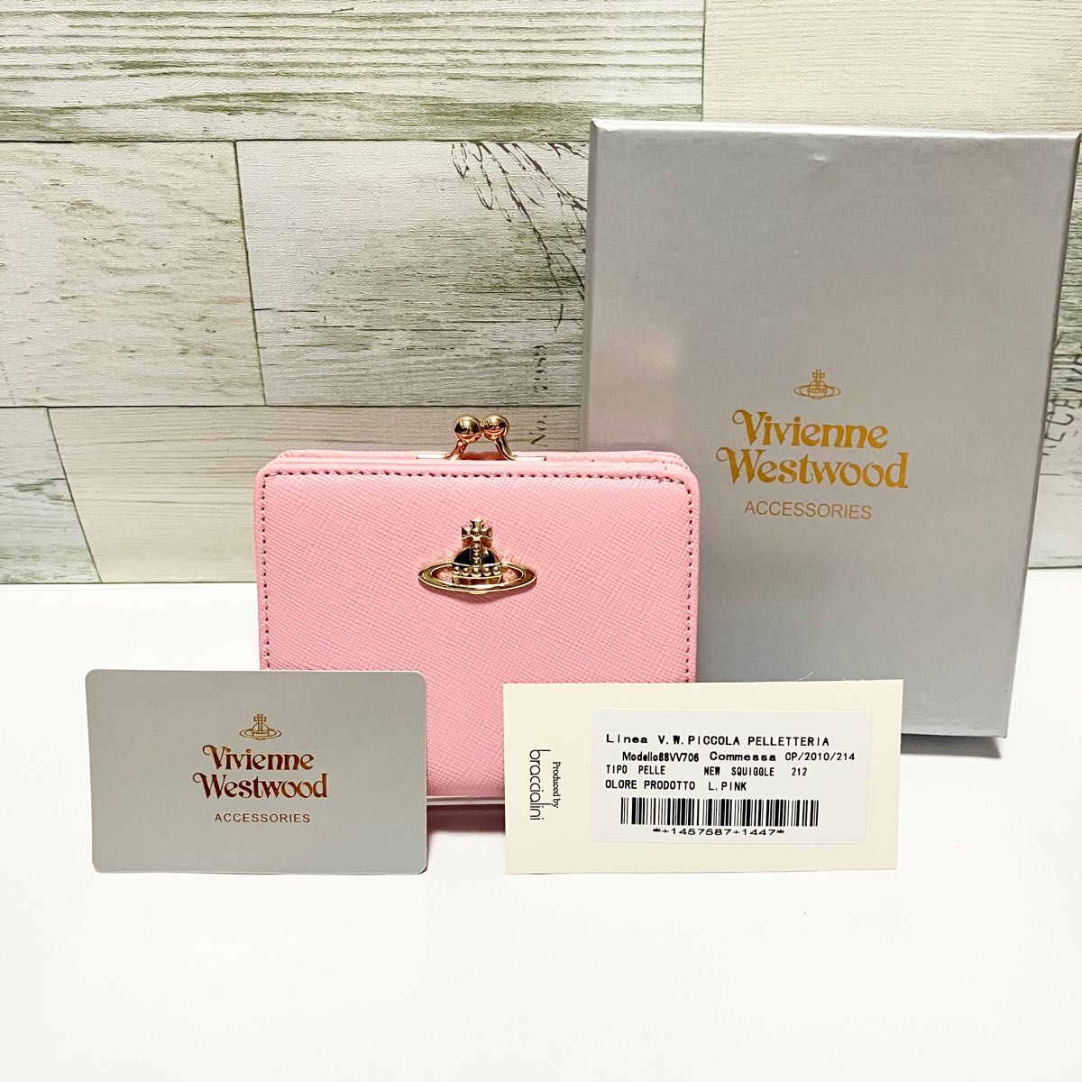 Vivienne Westwood ヴィヴィアンウエストウッド 二つ折り財布 財布