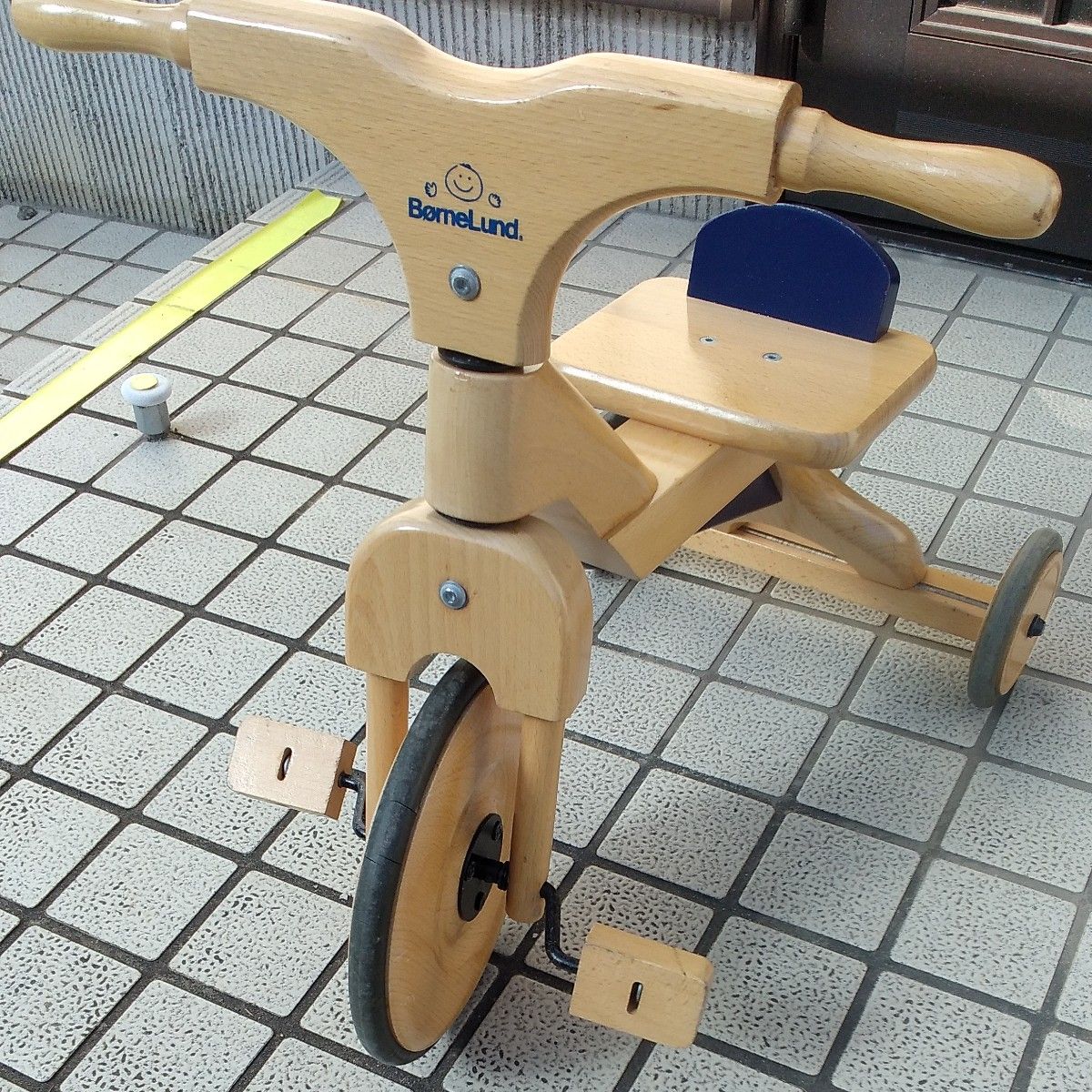 木製 三輪車 ボーネルンド
