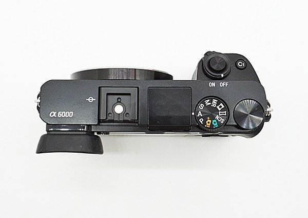 オンライン セール ◇美品【SONY ソニー】α6000 パワーズームレンズキット /シャッター回数：238回 ILCE-6000L ミラーレス一眼カメラ ブラック