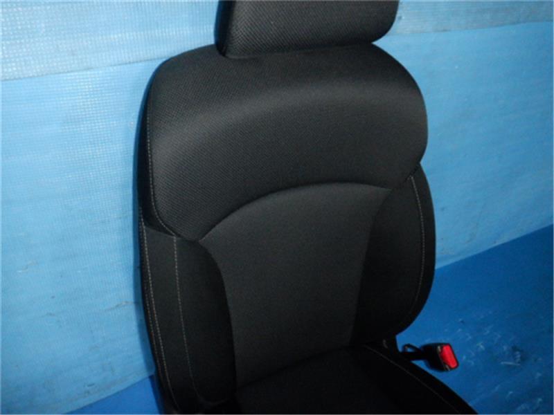  Subaru оригинальный Levorg { VM4 } сиденье водителя P10700-23018043