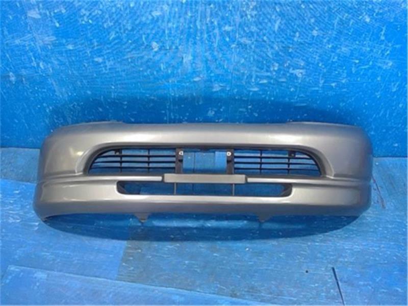  Toyota original Granvia { VCH10W } front bumper P81400-23012715