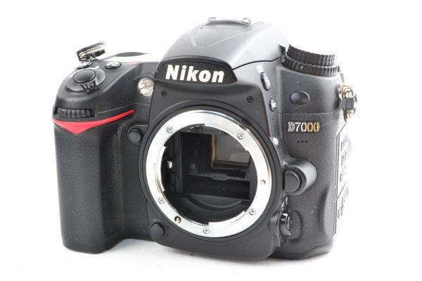 50％OFF】 ☆実用美品☆NIKON ニコン シャッター回数63667☆♯12238