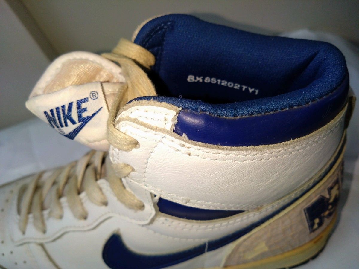 Nike Big Nike 白×紺 1985 オリジナル 未使用|Yahoo!フリマ(旧 Nike Big Nike 白×紺 1985 オリジナル 未使用|Yahoo!フリマ(旧