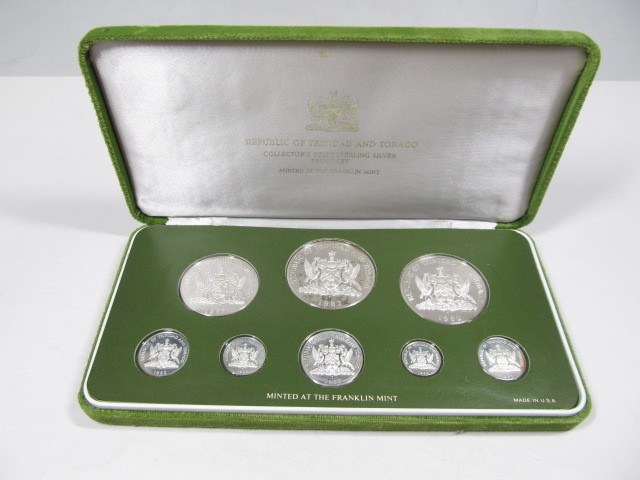 純銀（STERLING SILVER）約117克特立尼達和多巴哥硬幣證明集1982 /中國 原文:純銀(STERLING SILVER) 約117g トリニダード・トバゴ共和国コイン プルーフセット 1982年 / 中国