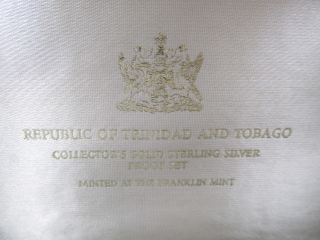 純銀（STERLING SILVER）約117克特立尼達和多巴哥硬幣證明集1982 /中國 原文:純銀(STERLING SILVER) 約117g トリニダード・トバゴ共和国コイン プルーフセット 1982年 / 中国