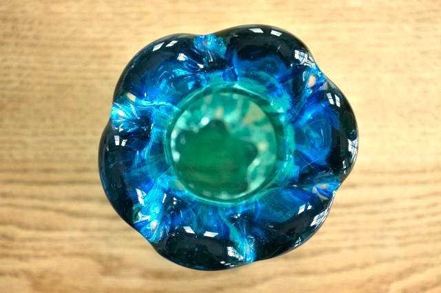 送料無料 昭和レトロ EMERALD ガラス製 花瓶 未使用品 花器 送料無料 昭和レトロ EMERALD ガラス製 花瓶 未使用品 花器