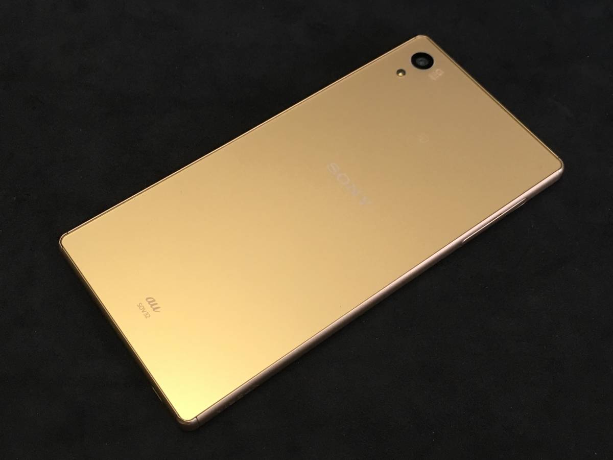 ☆中古品 au SONY Xperia Z5 SOV32 ゴールド