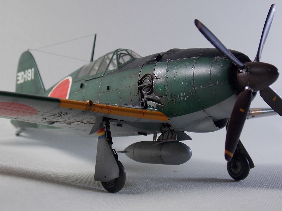 直送商品 ハセガワ 1/48 海軍局地戦闘機雷電32型 完成品 191号機 (空技廠改造型)302空 排気過給機装備機 完成品 直送商品 ハセガワ 1/48 海軍局地戦闘機雷電32型 完成品 191号機 (空技廠改造型)302空 排気過給機装備機 完成品