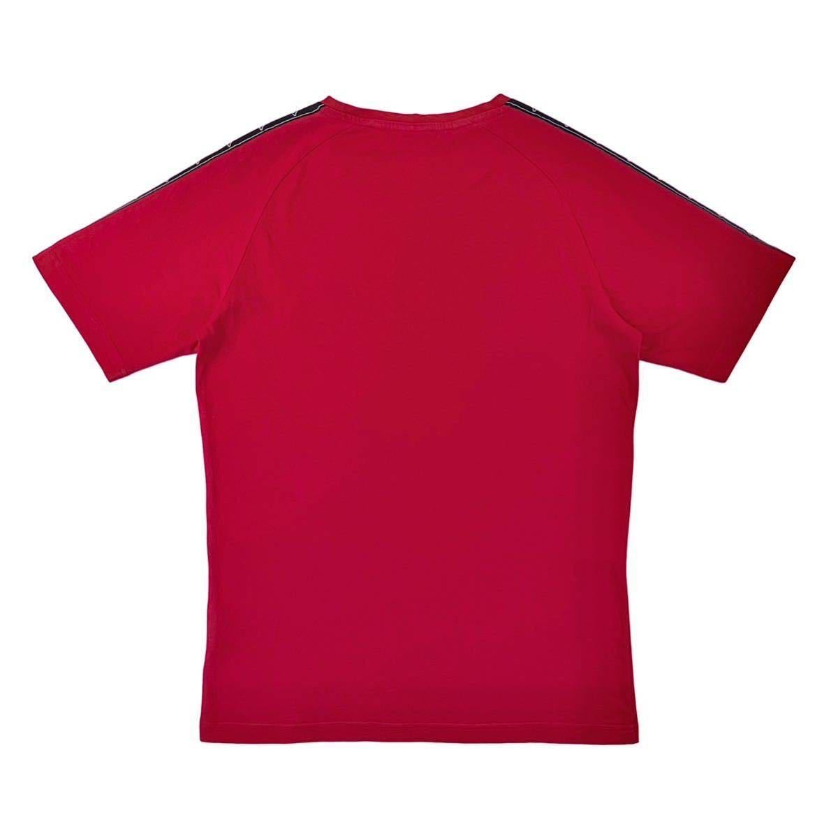 中古 MARCELO BURLON × kappa マルセロ バーロンブロン ×カッパ コラボ 胸ワンポイント 刺繍 BANDA バンダ  肩テープライン Tシャツ 赤 M