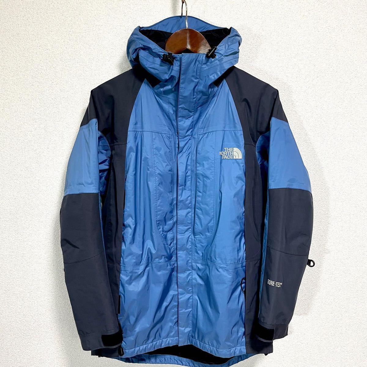 美品希少 ノースフェイス ゴアテックス メンズS マウンテンパーカー 透湿防水 THE NORTH FACE マウンテンライト