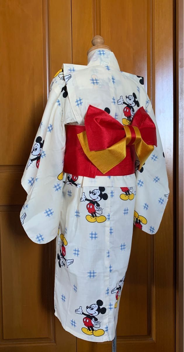 東京ディズニーリゾート販売のミッキーマウスの浴衣　つくり帯もセット110 TOKYO Disney Resort ディズニーランド