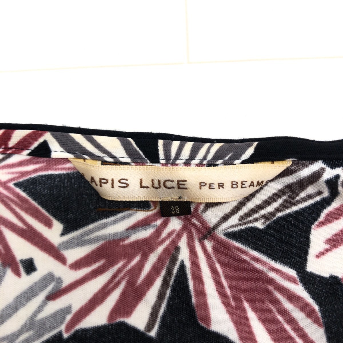 LAPIS LUCE BEAMS ビームス 総柄 とろみ ジャージー ドレス ワンピース 38(M) 日本製 半袖 ラップスカート 国内正規品 レディース 女性用_画像3