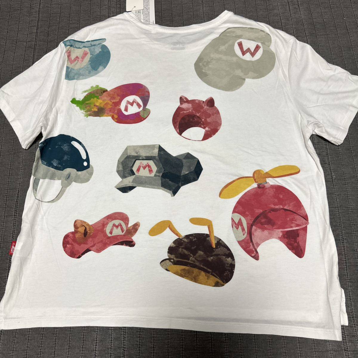 新品ユニクロ×任天堂コラボ　スーパーマリオグラフィック半袖Tシャツ　XL人気レア　UNIQLO 吉永浩太　USJにも◎