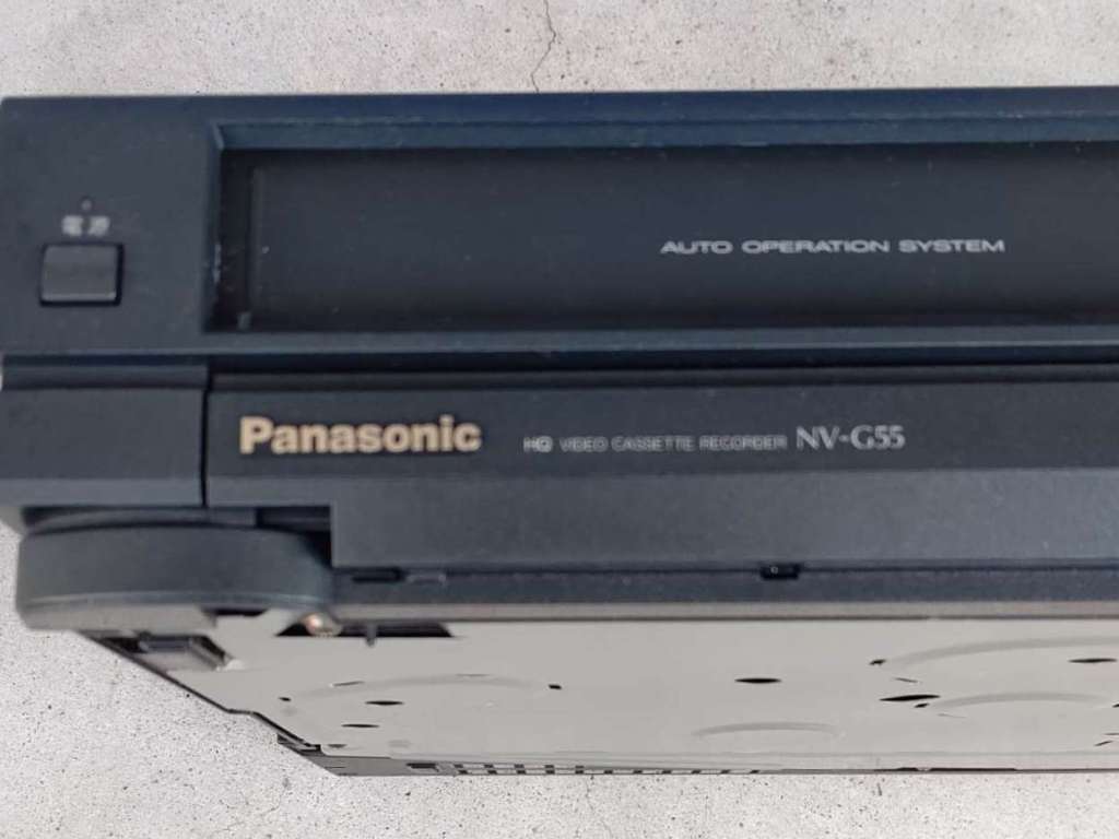 大注目：Panasonic ★ パナソニック VHS ビデオデッキ NV-G55 ビデオカセットレコーダー 映し綺麗 ★ 骨董品・アンティーク_画像2