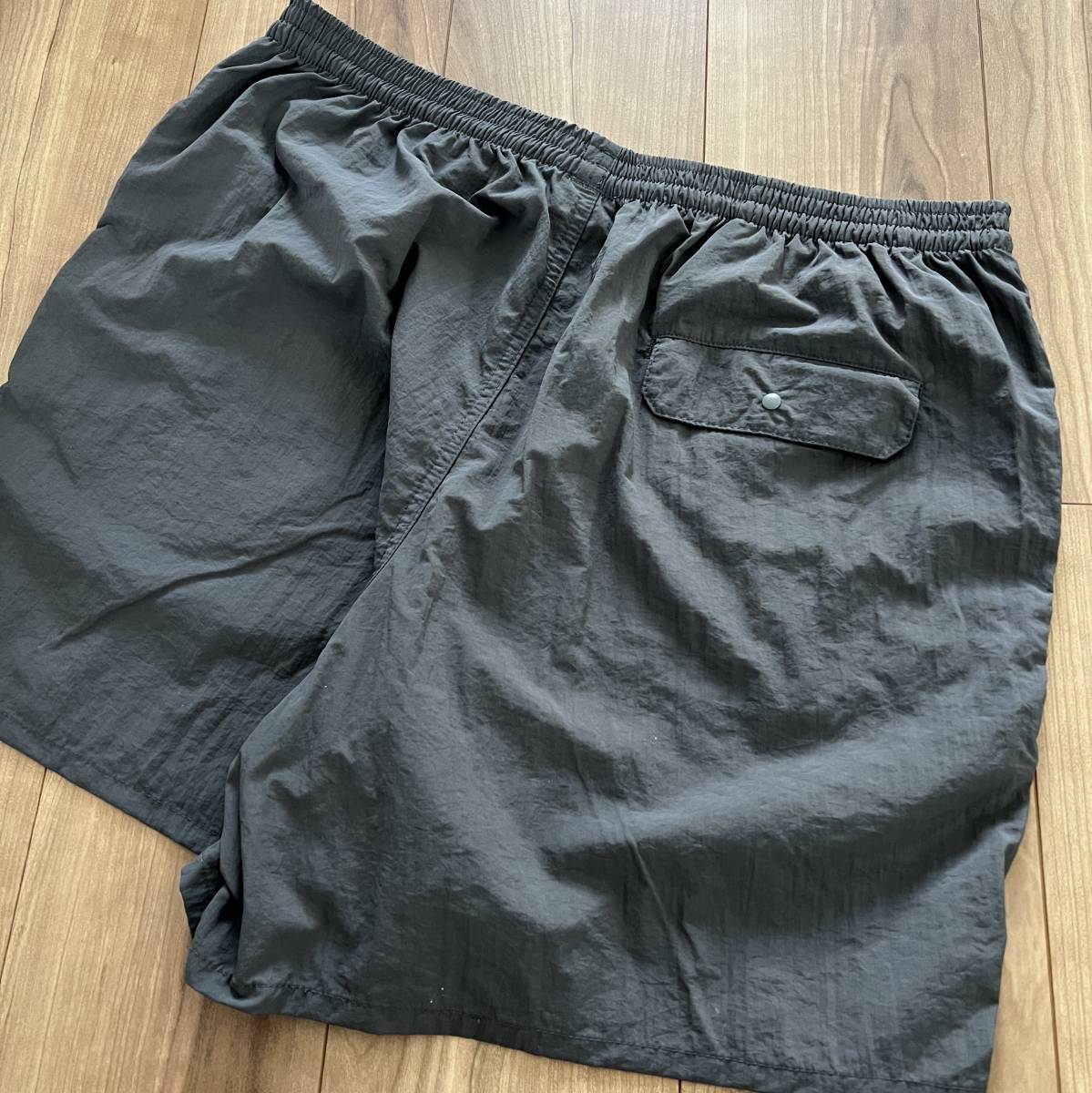 完売品【APPLEBUM】 ACTIVE NYLON SHORTS　グレー/XL ショートパンツ　_画像4