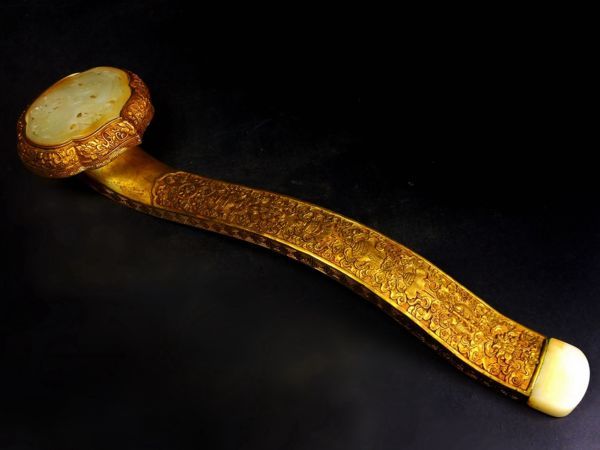 時代物 古銅彫 塗金嵌和田玉 八寶如意」旧銅器 置物擺件 賞物 中国古