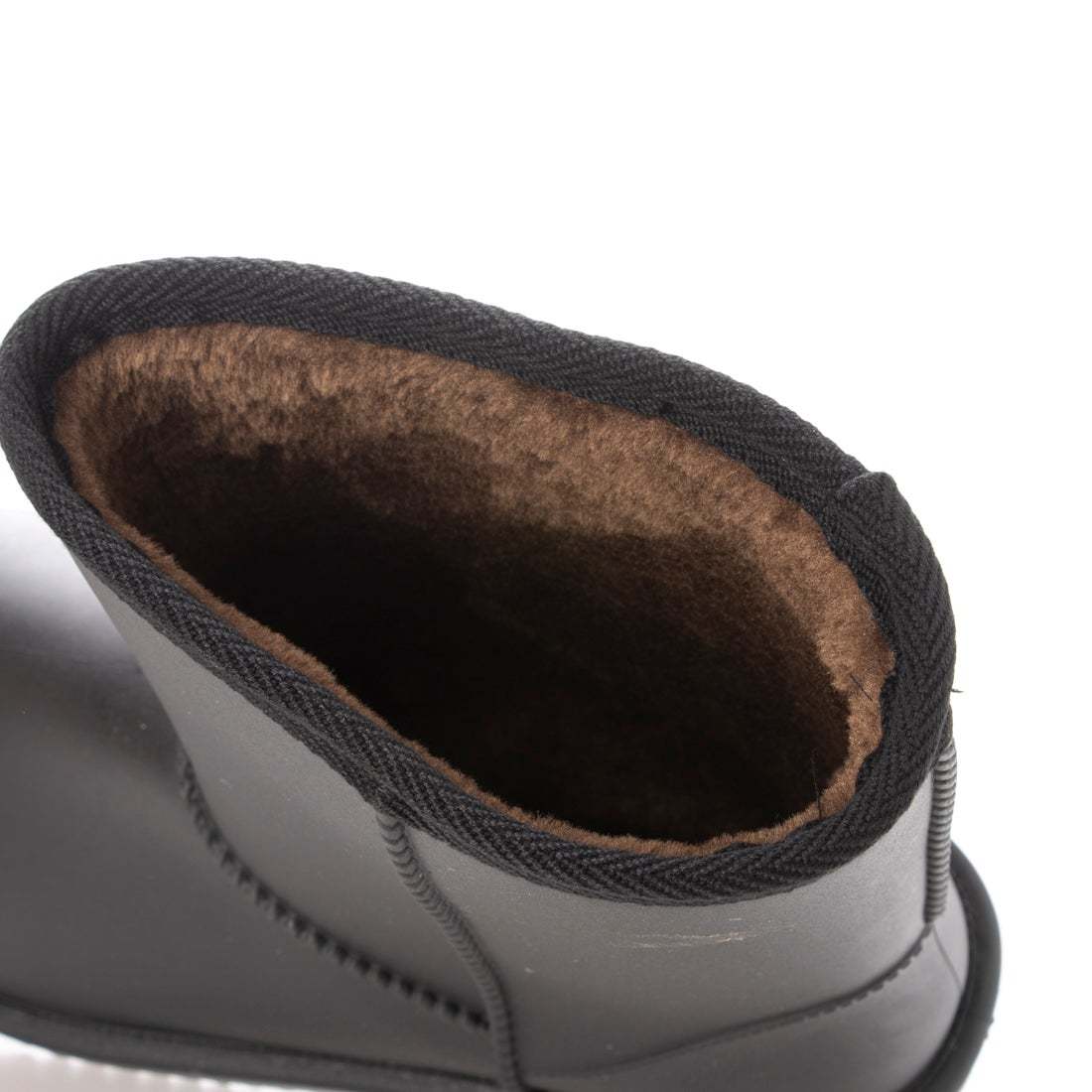 防寒ブーツ　ムートンブーツ　防寒防水ブーツ　新品『21076-BLK-180』18.0cm　メンズ、レディース、キッズのファミリーサイズ