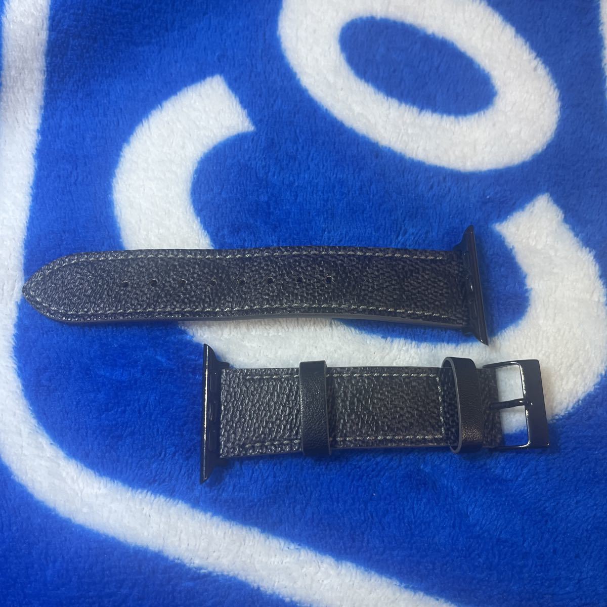 激安特価 ☆ Watch用レザーベルト Apple COACH 14700044 44/42mm ☆ コーチ 激安特価 ☆ Watch用レザーベルト Apple COACH 14700044 44/42mm ☆ コーチ