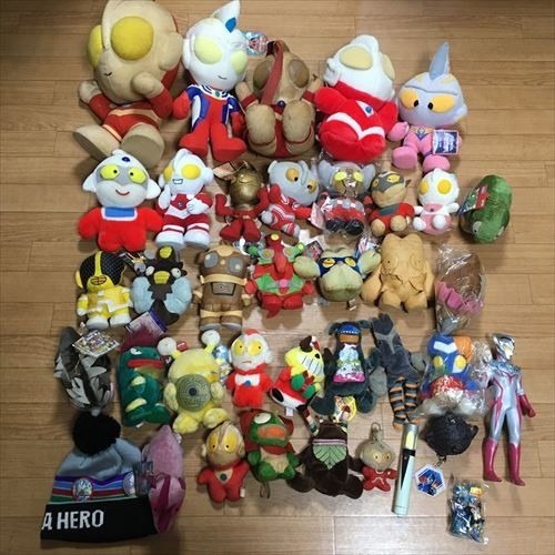海外ブランド ソフビ ぬいぐるみ プライズ くたキャラ ウルトラ怪獣101
