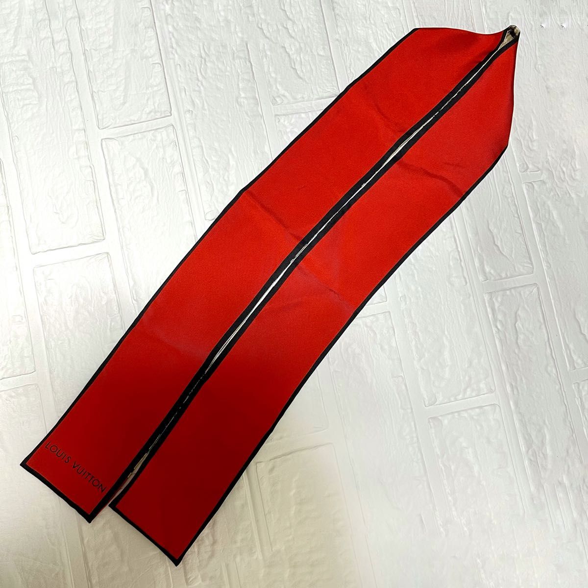 【美品】ルイヴィトン バンドー トランク スカーフ 赤×ベージュ M73964