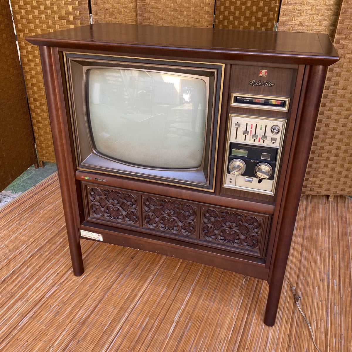 Yahoo!オークション - 昭和レトロ HITACHI/日立 テレビ受信機 CN Yahoo!オークション - 昭和レトロ HITACHI/日立 テレビ受信機 CN