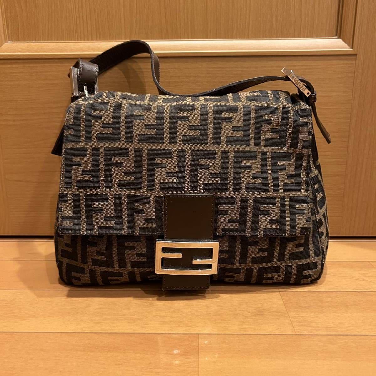 クラシック FENDI フェンディ 美品 マンマバゲット ショルダーバッグ