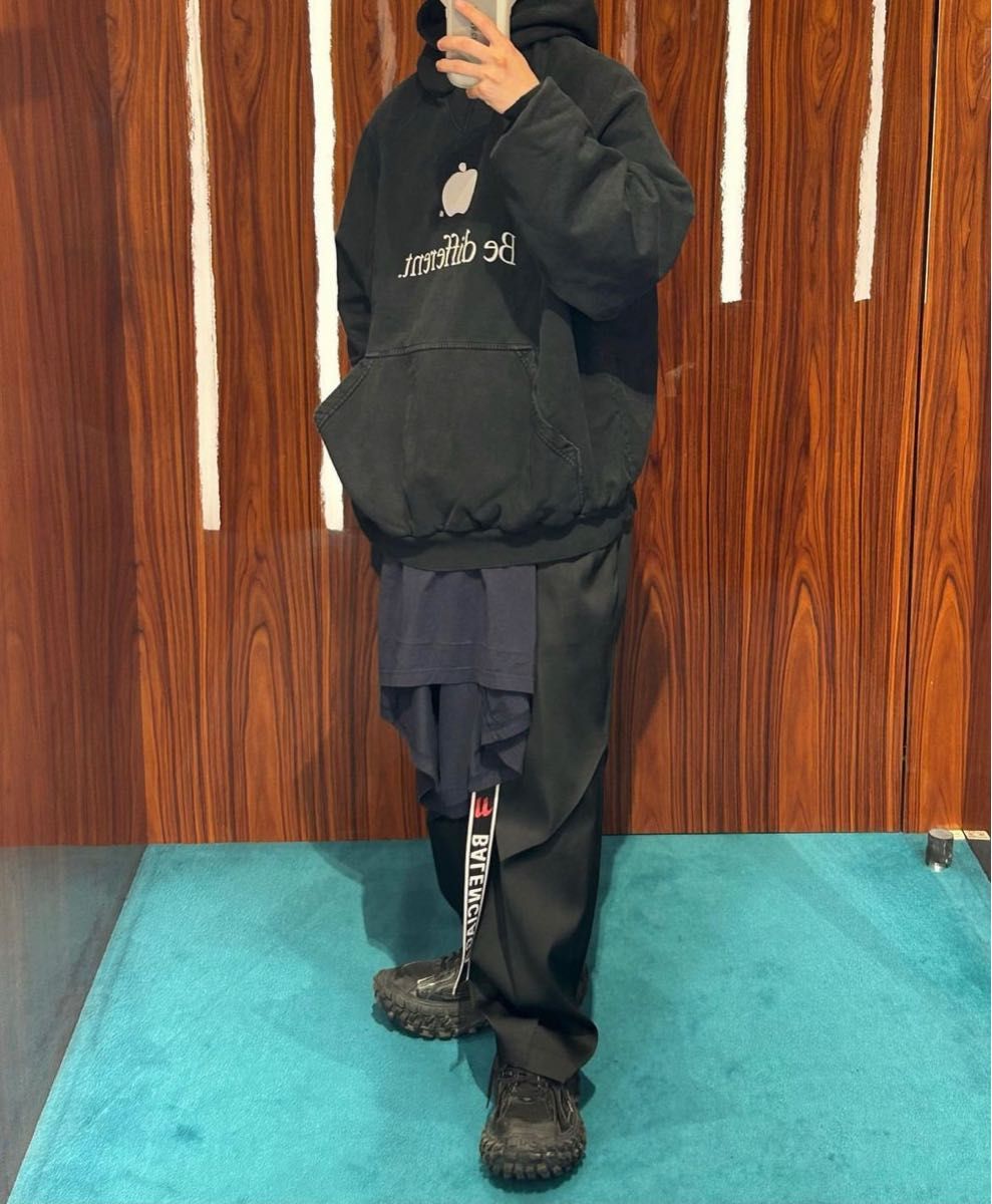 BALENCIAGA 22aw Be different パーカー ブラック 1|Yahoo BALENCIAGA 22aw Be different パーカー ブラック 1|Yahoo