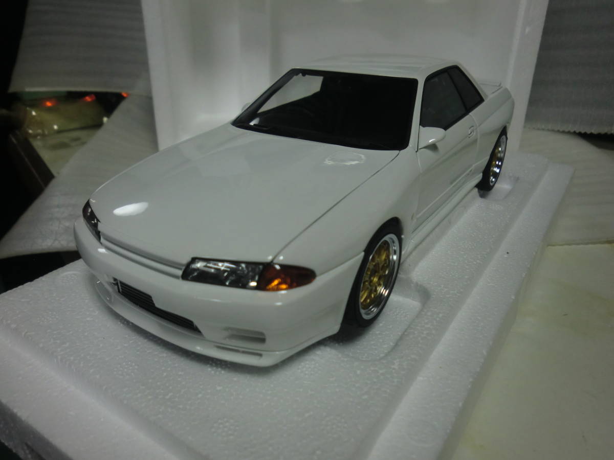 オートアート 1/18 日産 スカイライン GT-R（R32）『湾岸ミッドナイト