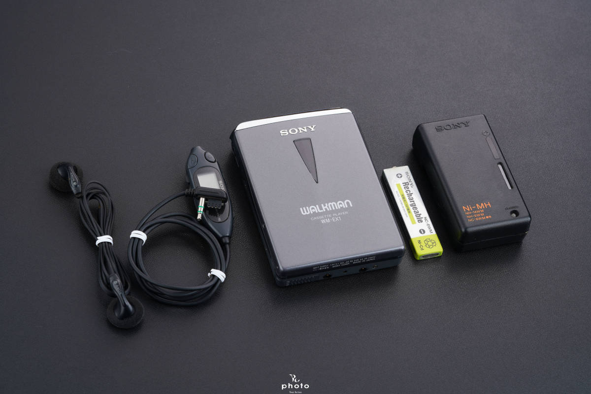 ☆極美品・動作〇☆ SONY ソニー WALKMAN 15周年記念モデル 薄型高音質