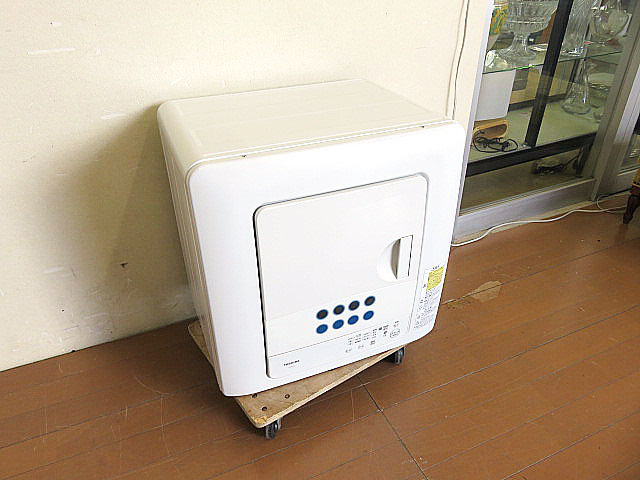 最新 美品 ターボー乾燥 からみまセンサー 花粉フィルター搭載 ピュアホワイト 6㎏ 衣類乾燥機 ED-608 TOSHIBA 東芝 2022年製 衣類乾燥機