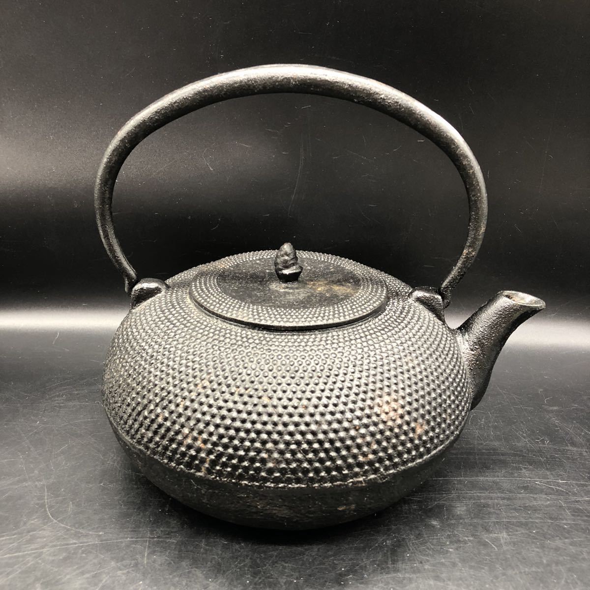 鉄瓶 重さ約2.8kg 茶道具 急須 茶器　鉄器　アンティーク　　Y11_画像1