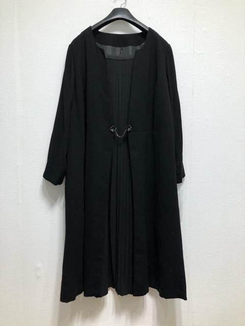 新品☆6L喪服礼服ブラックフォーマル黒すっきりワンピース体型カバー☆u120_画像2