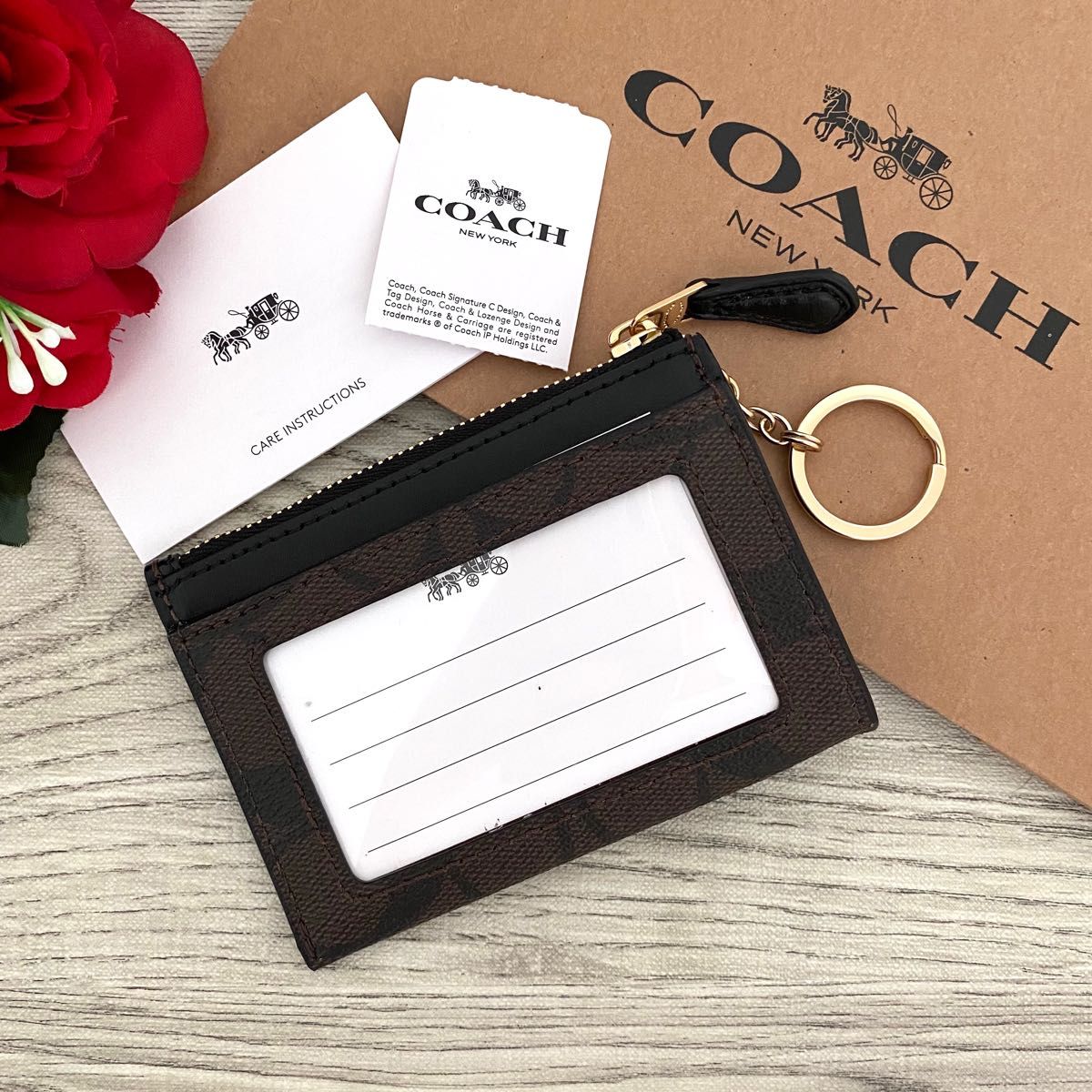 新品》COACH コーチ ブラウン シグネチャー キーリング付き コイン