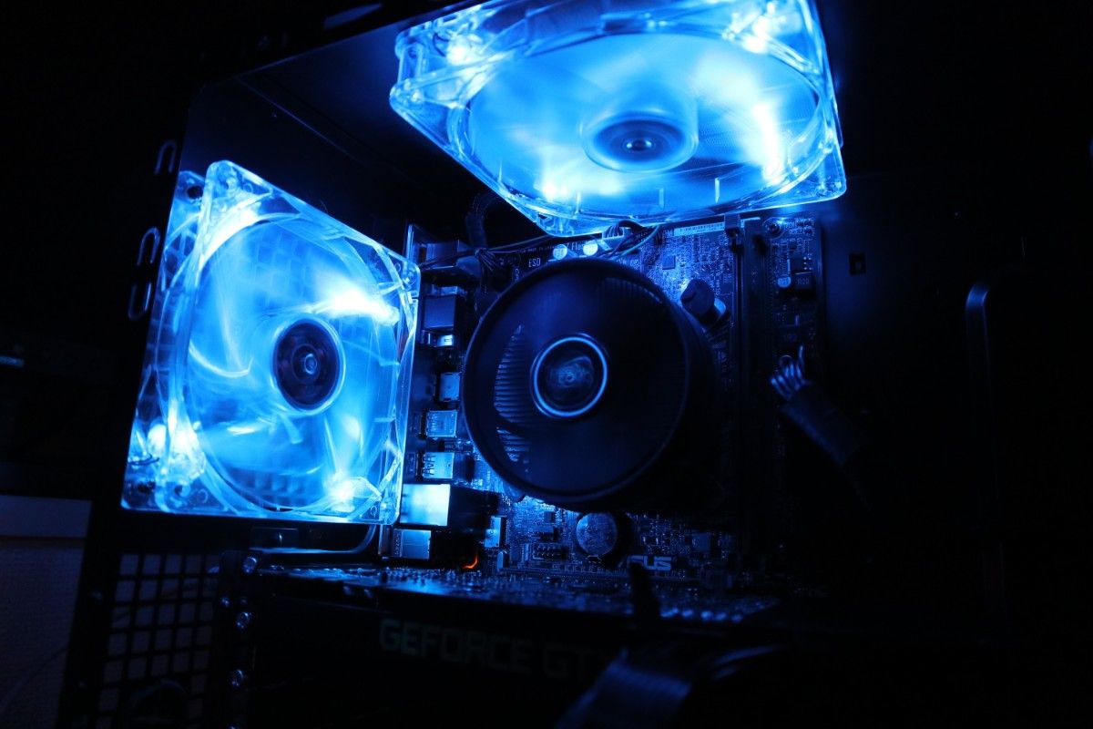 高性能ゲーミングPC corei5-7400 gtx970 SSD500GB Windows11 高性能ゲーミングPC corei5-7400 gtx970 SSD500GB Windows11